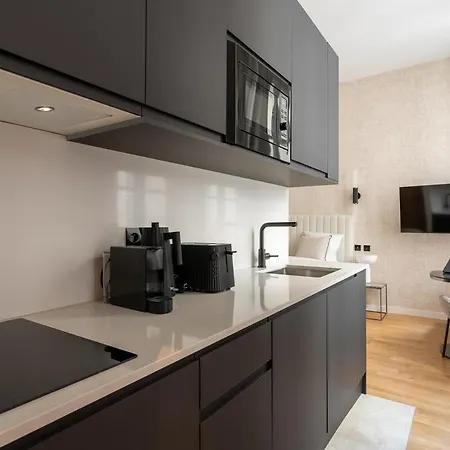 Luxurious And Tranquil - Opera - Ac شقة *