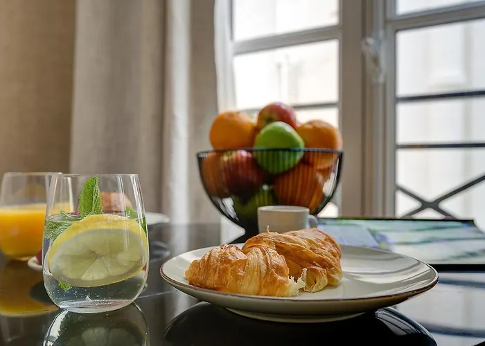 Luxurious And Tranquil - Opera - Ac Paris