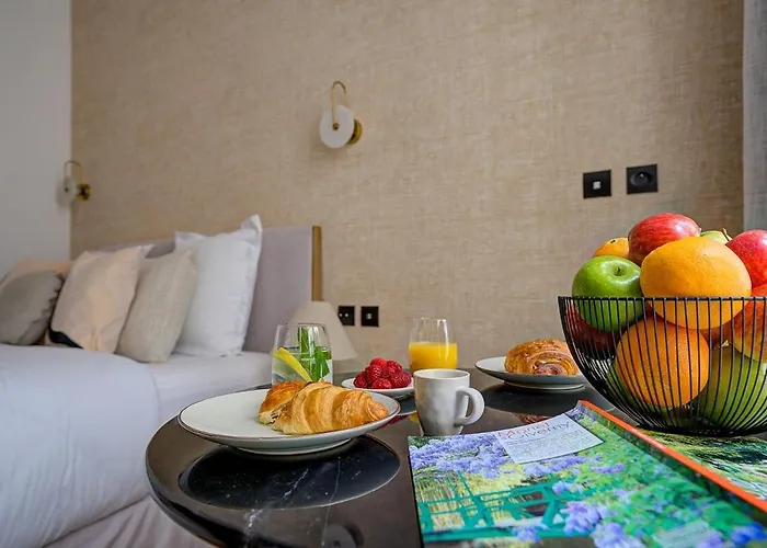 Luxurious And Tranquil - Opera - Ac Apartment